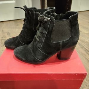 Vaneli Forrie 6.5 Black Ankle Bootie